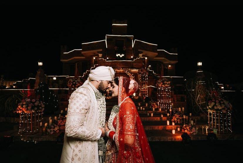 Tips for Capturing Natural Light Wedding Photos in Golden Hour: A Complete Guide